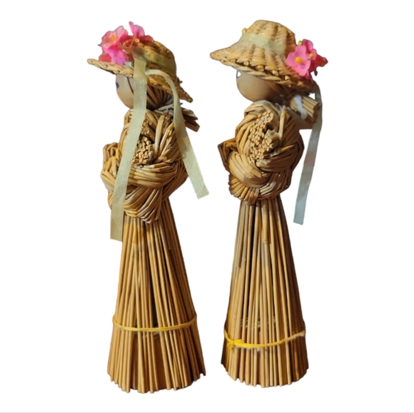 2 Vtg Hand Crafted Straw Wood Wicker Silk Flowers Ribbons Broom Dolls - Picture 4 of 10